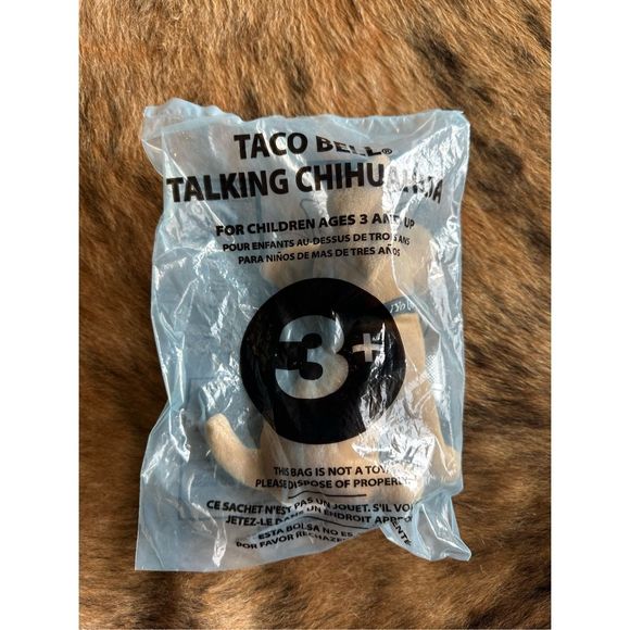 Taco Bell singing chihuahua vintage in original packaging singing “Chances Are” - Picture 4 of 6